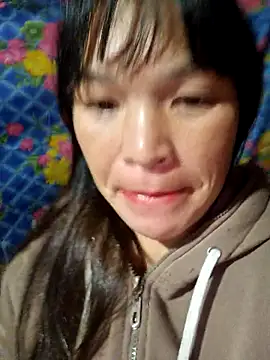 chipu06 online show from 11.13.25