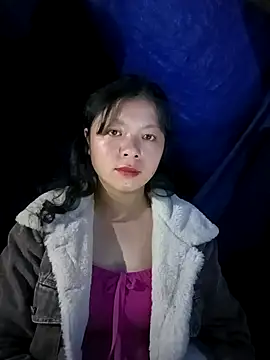 lisa-bae00 online show from 11.13.25