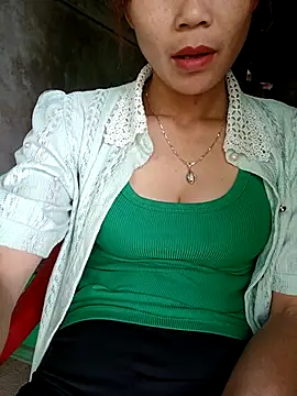 Snapshot of Bear_bear0 chatting on 10.30.25 Bear bear0 online show from 10.30.25