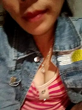 Snapshot of Bear_bear0 chatting on 11.01.25 Bear bear0 online show from 11.01.25