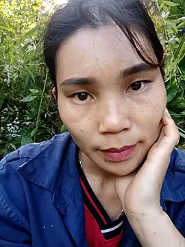 Snapshot of Bear_bear0 chatting on 11.14.25 Bear bear0 online show from 11.14.25