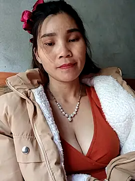 Snapshot of Bear_bear0 chatting on 11.19.25 Bear bear0 online show from 11.19.25