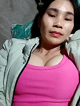 Snapshot of Bear_bear0 chatting on 11.24.25 Bear bear0 online show from 11.24.25