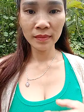 Snapshot of Bear_bear0 chatting on 12.14.25 Bear bear0 online show from 12.14.25