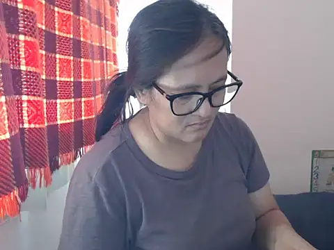 Snapshot of Kinkybela2025 chatting on 05.23.26 Kinkybela2025 online show from 05.23.26