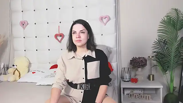 Snapshot of AlsouKass chatting on 05.15.26 AlsouKass online show from 05.15.26