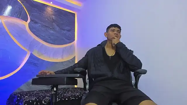 Sex Boy 33  online show from 11.30.25