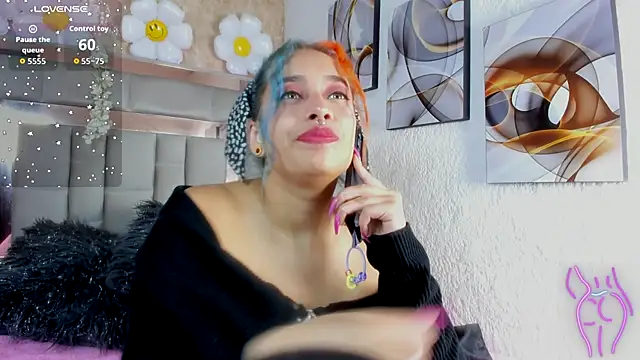 Cristall ravven online show from 11.18.25