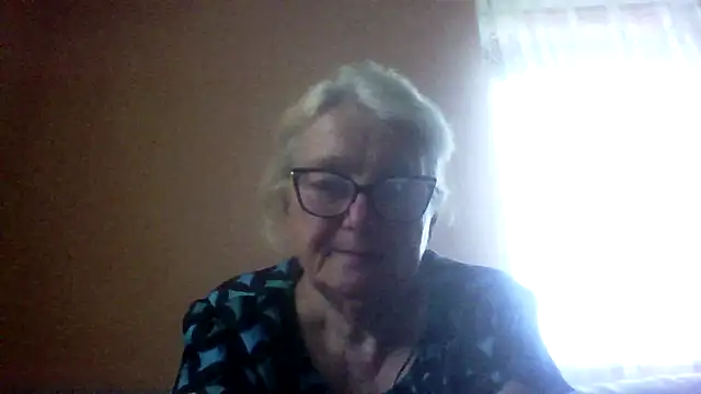 AmyLove353 online show from 06.12.26