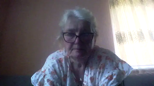 AmyLove353 online show from 06.13.26