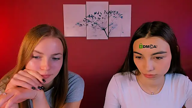 kira light   online show from 11.04.25