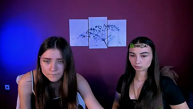 kira light   online show from 11.28.25