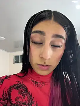 Violeet-Smith online show from 11.12.25