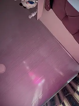 Violeet-Smith online show from 03.14.26