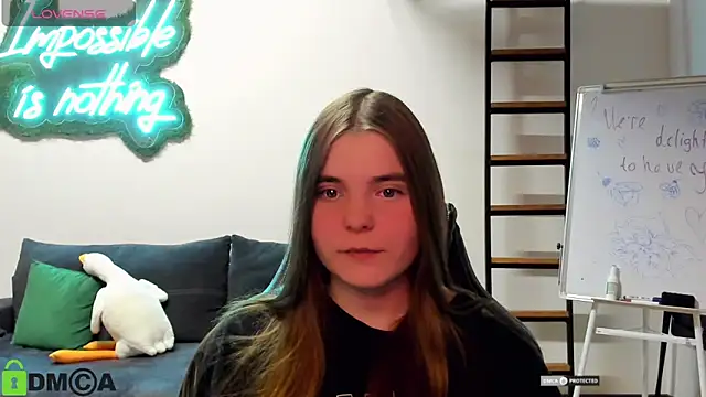 MiraaBloom online show from 11.17.25