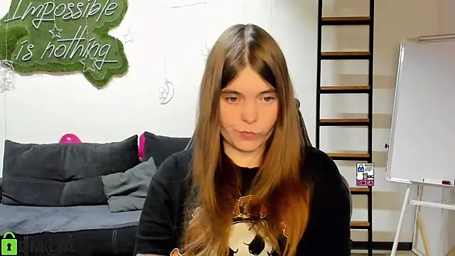 Snapshot of MiraaBloom chatting on 02.25.26 MiraaBloom online show from 02.25.26