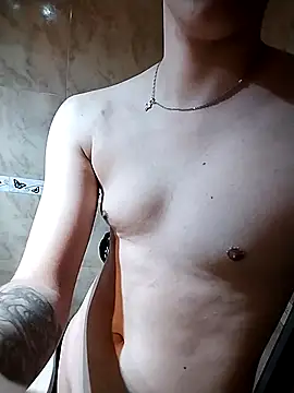 Danii2005 online show from 11.30.25