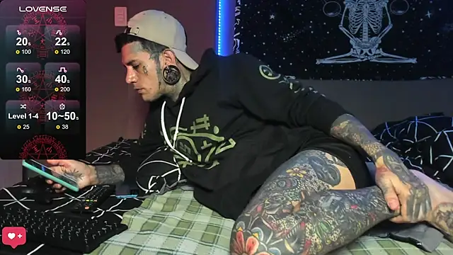 Snapshot of cleoo_jhonny chatting on 04.29.26 cleoo jhonny online show from 04.29.26