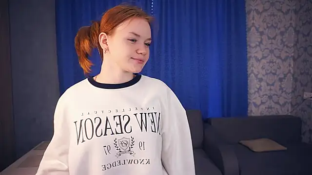 KarlynGow online show from 12.02.25