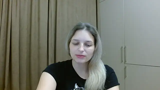 ElisSky301 online show from 11.27.25