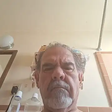 Snapshot of pena633 chatting on 11.10.25 pena633 online show from 11.10.25