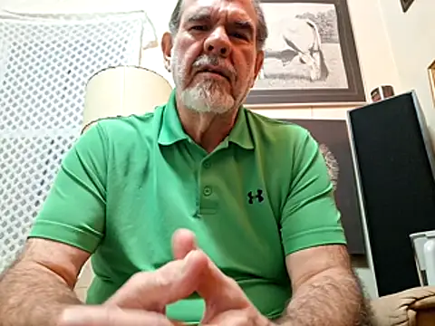 Snapshot of pena633 chatting on 11.24.25 pena633 online show from 11.24.25