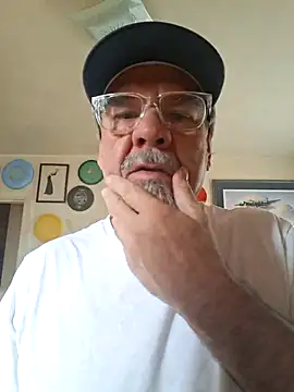 Snapshot of pena633 chatting on 11.26.25 pena633 online show from 11.26.25