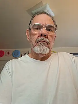 Snapshot of pena633 chatting on 12.05.25 pena633 online show from 12.05.25