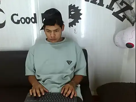 Yordi Alpha online show from 11.01.25