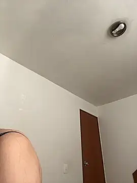 Selena Roa online show from 11.22.25