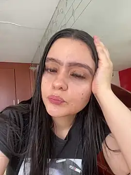 Selena Roa online show from 04.19.26