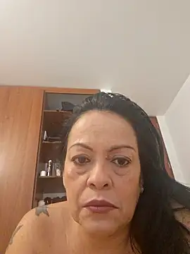 Snapshot of viviana-sexi chatting on 04.23.26 viviana-sexi online show from 04.23.26