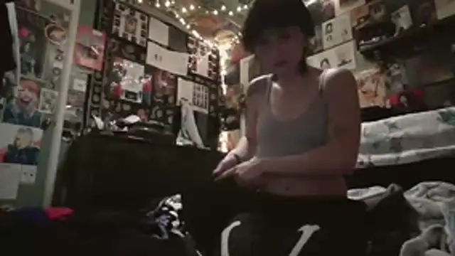 kutekiwi online show from 10.22.25