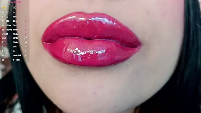 mia roux1 online show from 11.29.25