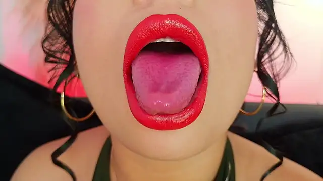 mia roux1 online show from 04.03.26