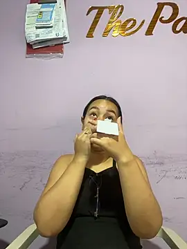 PaulaCruz01 online show from 11.09.25