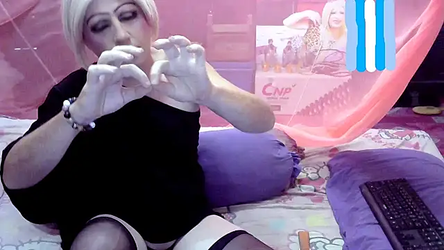 Snapshot of horni4luv chatting on 07.17.26 horni4luv online show from 07.17.26