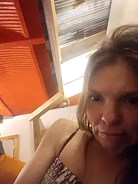 Snapshot of smoothkFire chatting on 01.13.26 smoothkFire online show from 01.13.26