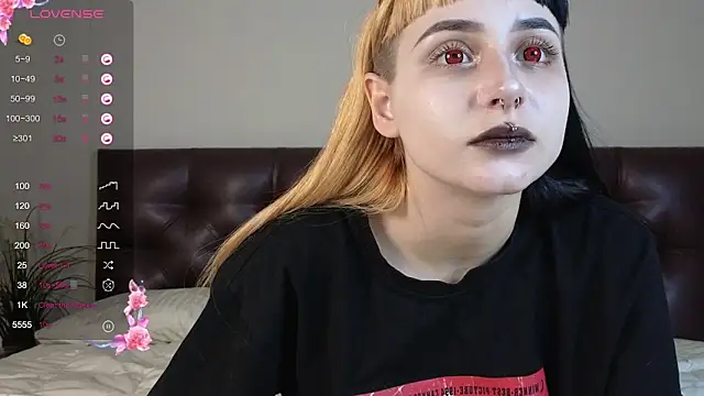  JustCass  online show from 11.28.25