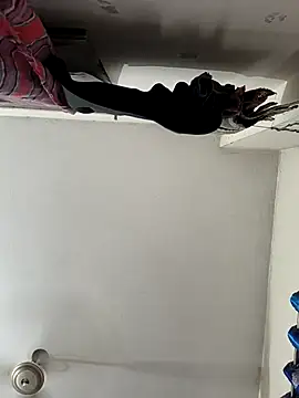 Snapshot of alfarabisami chatting on 10.25.25 alfarabisami online show from 10.25.25