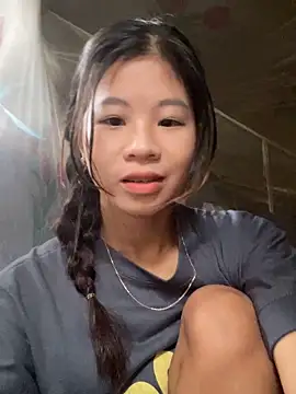 ninixinh online show from 10.25.25