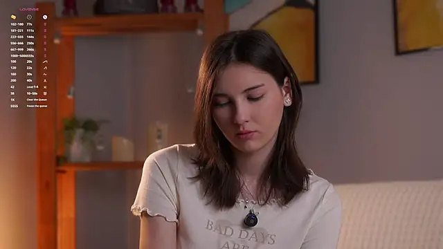 KateCahee online show from 04.18.26