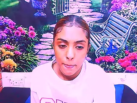 IndianPretty1 online show from 11.16.25