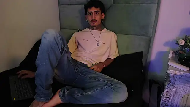 Mr Strike online show from 12.15.25