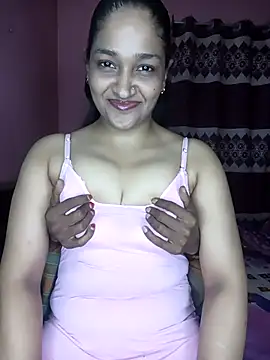 Snapshot of CoupleShow_432 chatting on 04.25.26 CoupleShow 432 online show from 04.25.26