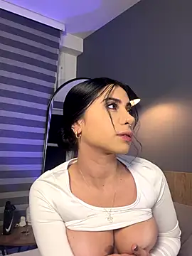 Leila Carteer online show from 11.28.25