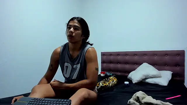 AshleyDeLuca  online show from 02.19.26