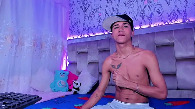 boyswantingplay online show from 11.06.25