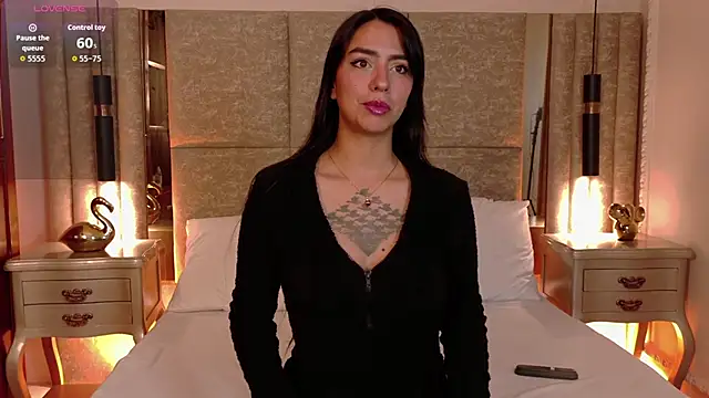 Penelope-Cross online show from 11.05.25