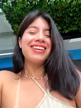 Snapshot of LisaMartinez34 chatting on 12.04.25 LisaMartinez34 online show from 12.04.25